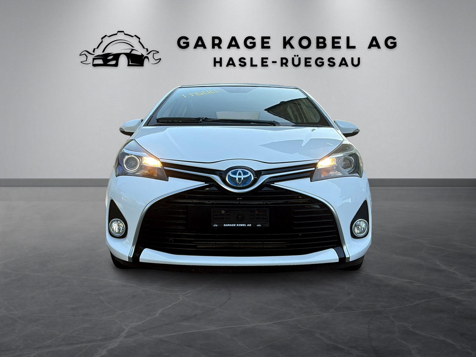 TOYOTA Yaris 1.5 VVT-i Hybrid Trend e-CVT-image-1