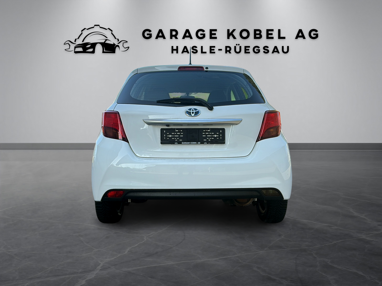 TOYOTA Yaris 1.5 VVT-i Hybrid Trend e-CVT-image-3