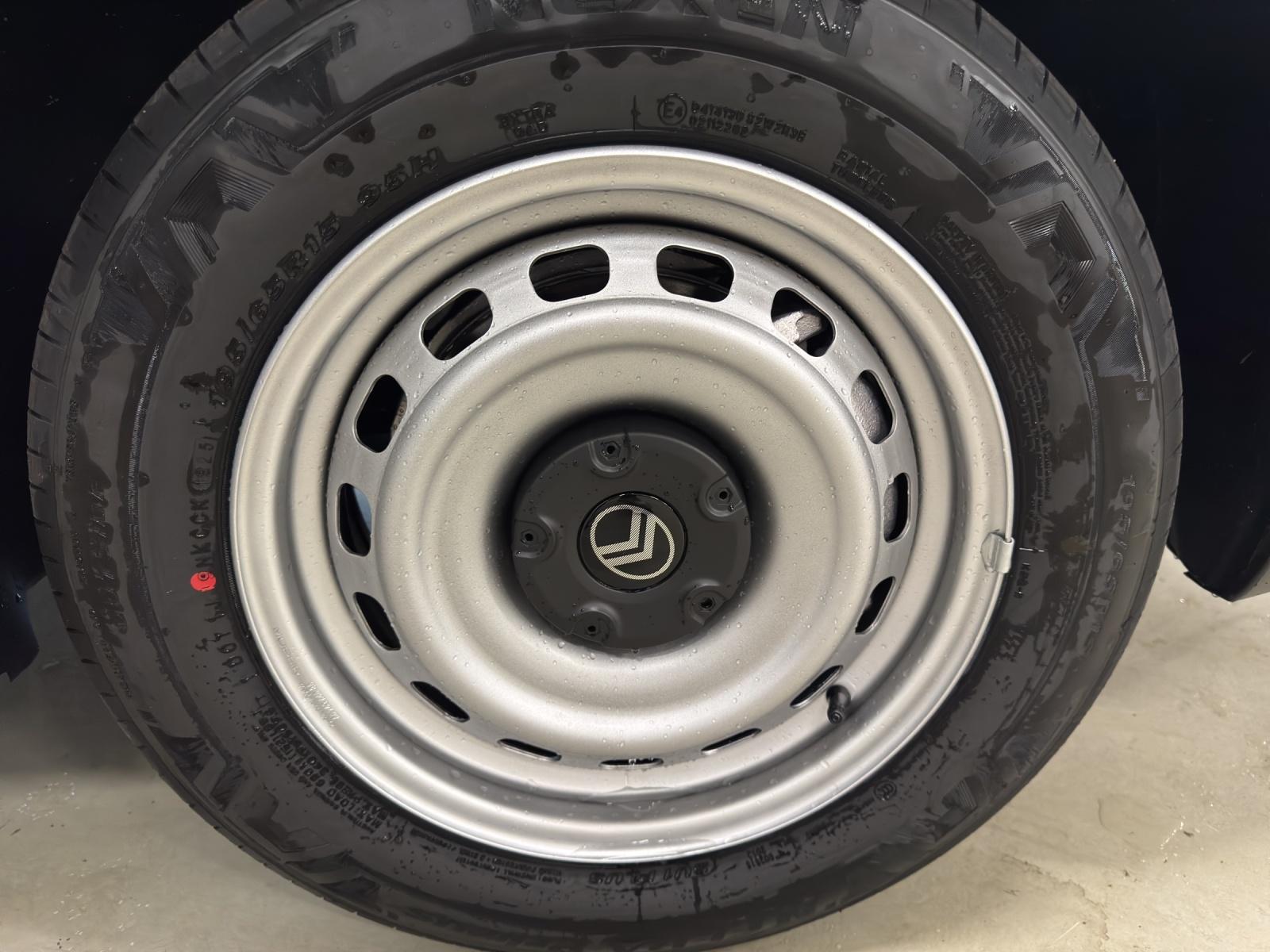 CITROEN Berlingo M 1.5 BlueHDi 100 First S/S-image-17