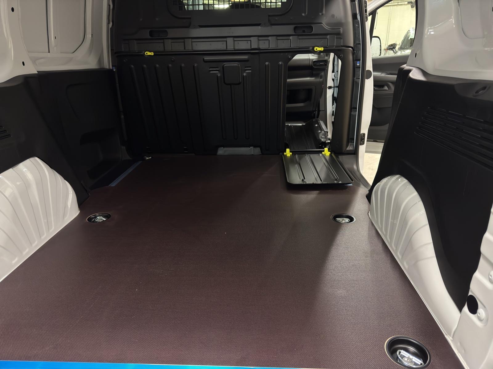 CITROEN Berlingo M 1.5 BlueHDi 100 First S/S-image-7