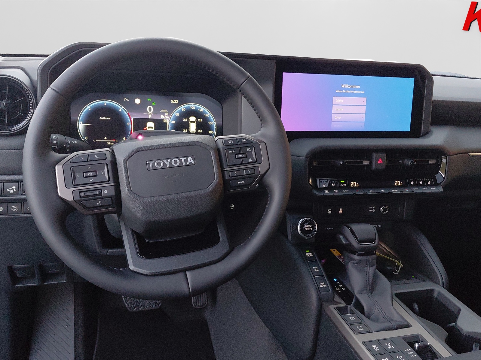 TOYOTA Land Cruiser 2.8 D 48V Invincible-image-13