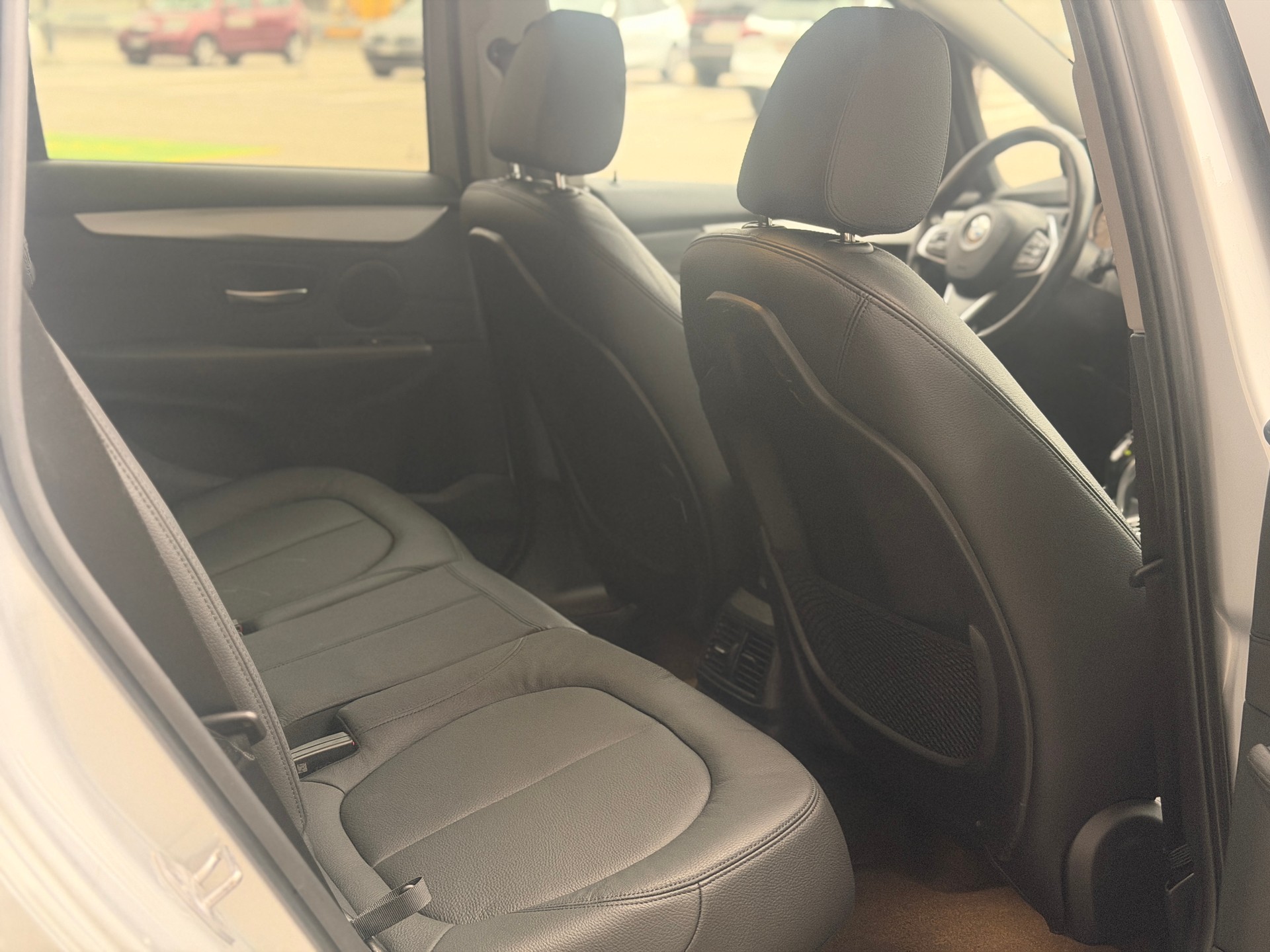 BMW 220d xDrive Gran Tourer Steptronic Luxury Line-image-20