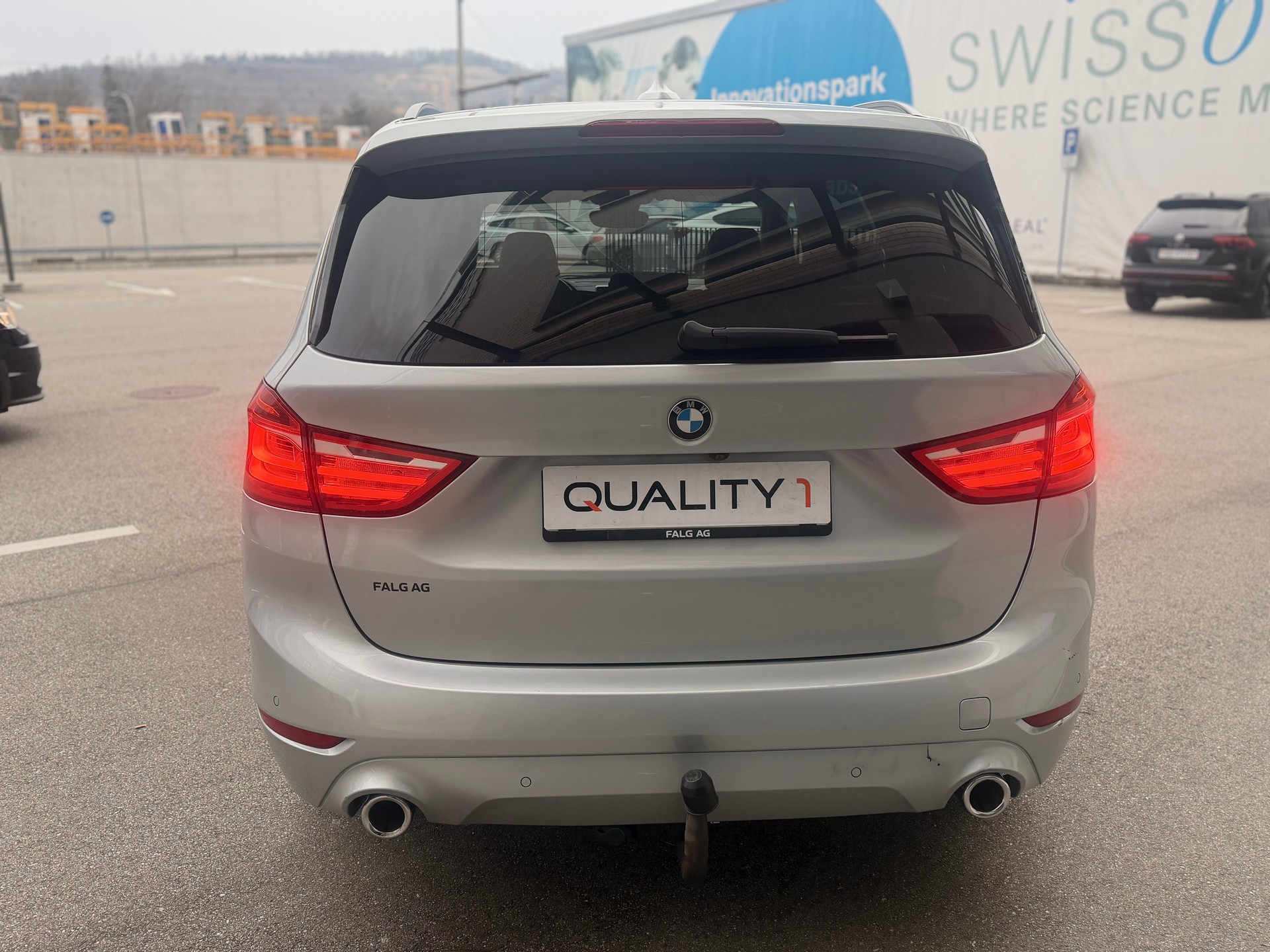 BMW 220d xDrive Gran Tourer Steptronic Luxury Line-image-3