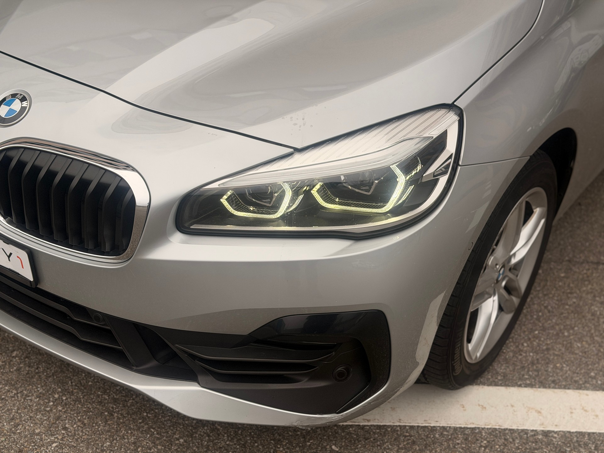 BMW 220d xDrive Gran Tourer Steptronic Luxury Line-image-5