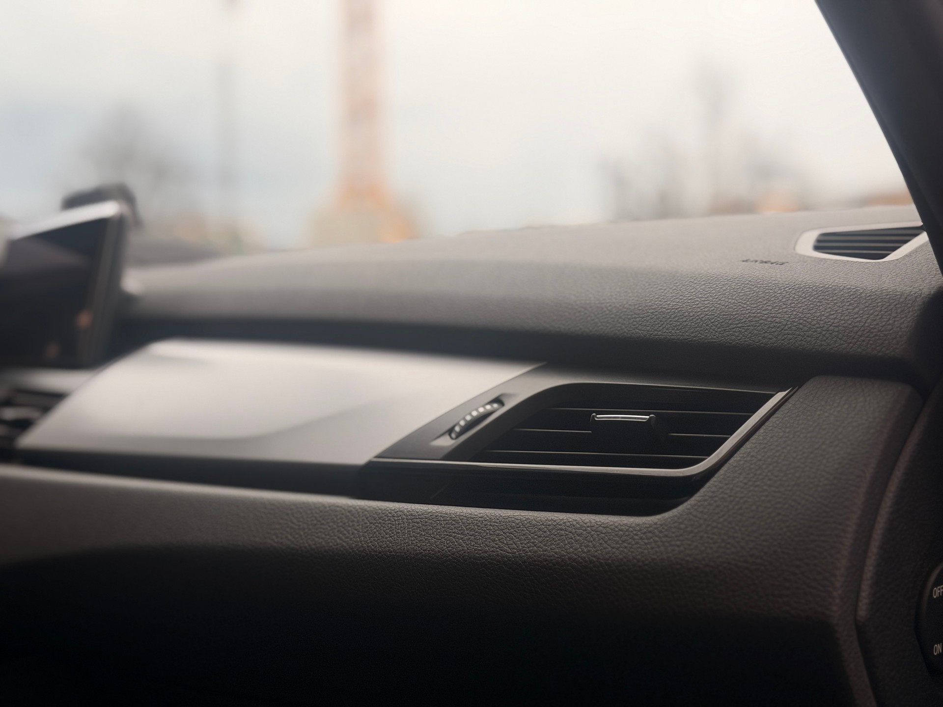 BMW 220d xDrive Gran Tourer Steptronic Luxury Line-image-26