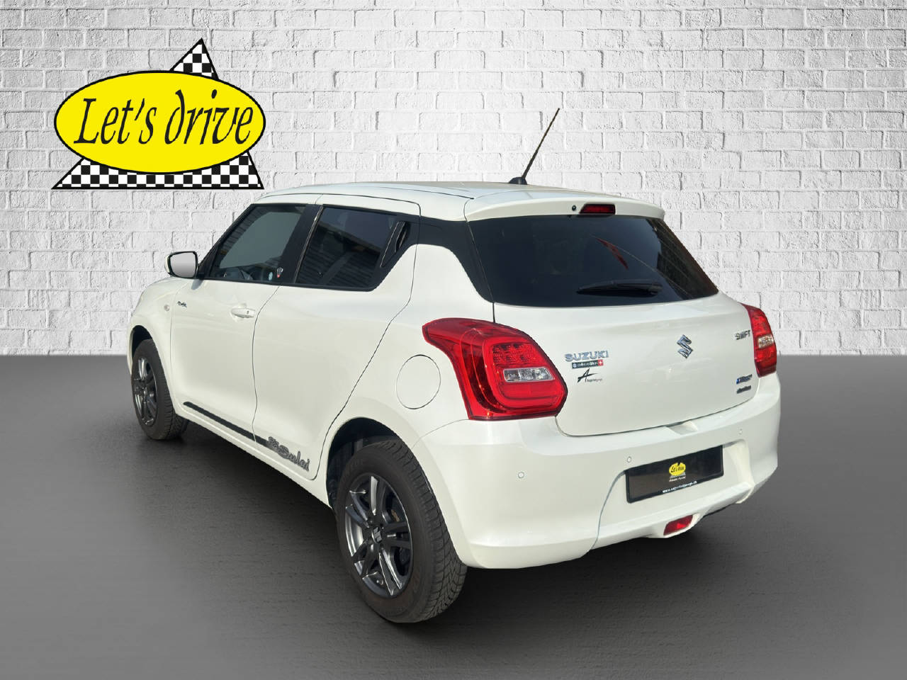 SUZUKI Swift 1.2 Piz Sulai Hybrid 4x4-image-3