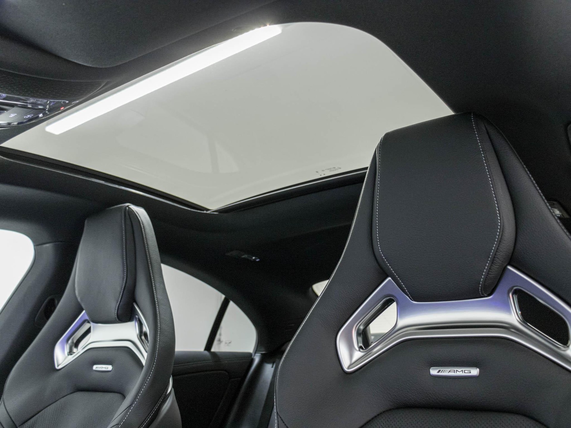 MERCEDES-BENZ CLA 45 AMG S 4MATIC+-image-9