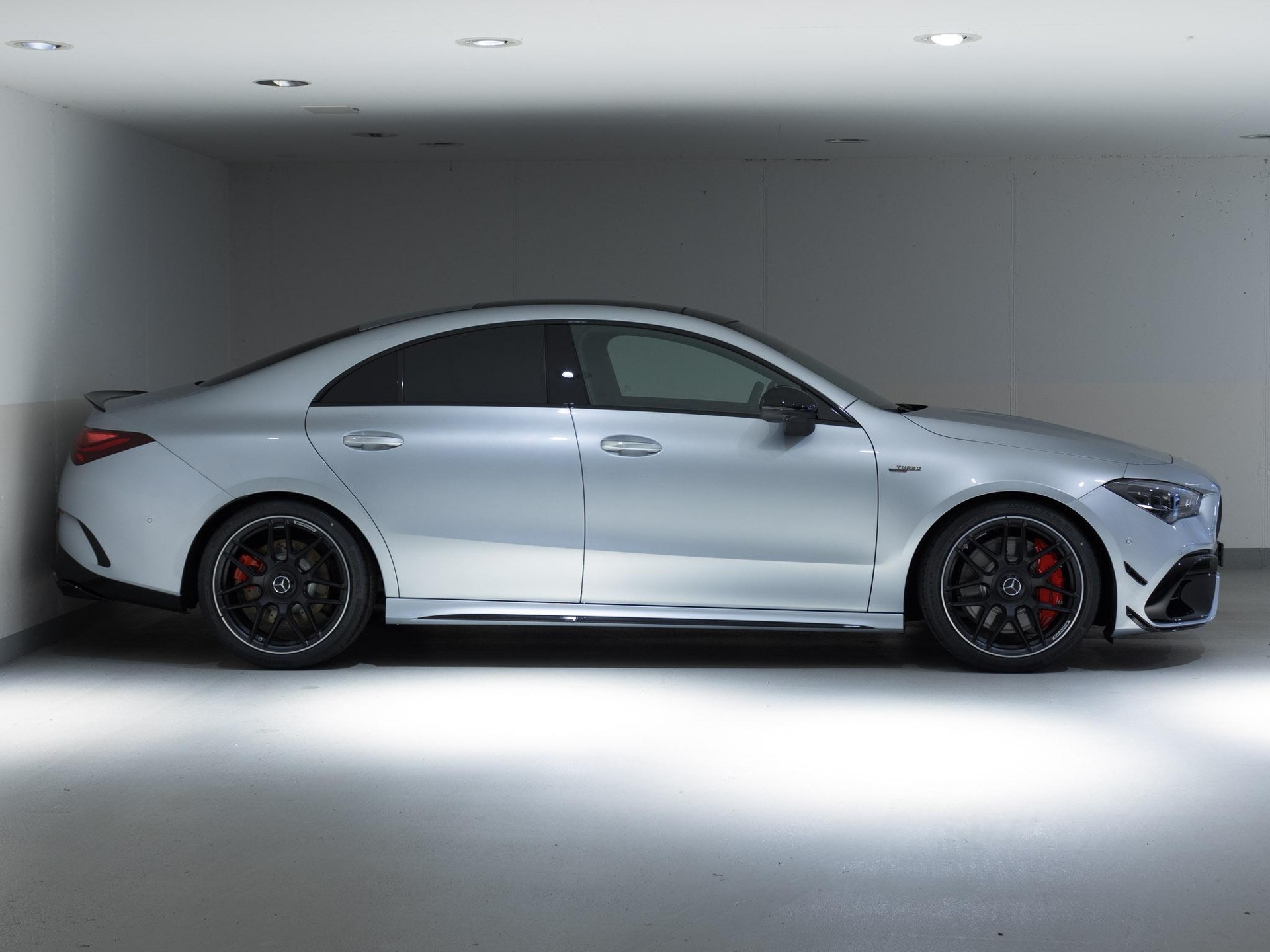 MERCEDES-BENZ CLA 45 AMG S 4MATIC+-image-1