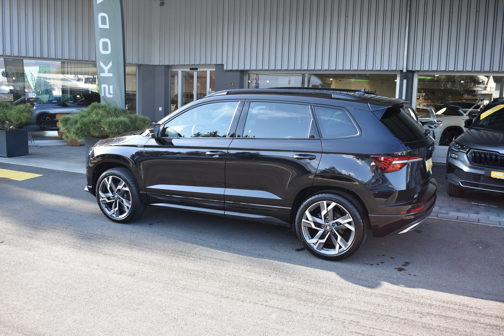 SKODA Karoq 2.0 TSI SportLine 4x4 DSG-showroom-element-3