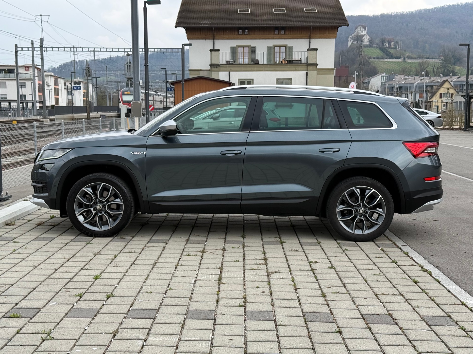 SKODA Kodiaq 2.0 TDI CR Scout 4x4 DSG-image-1