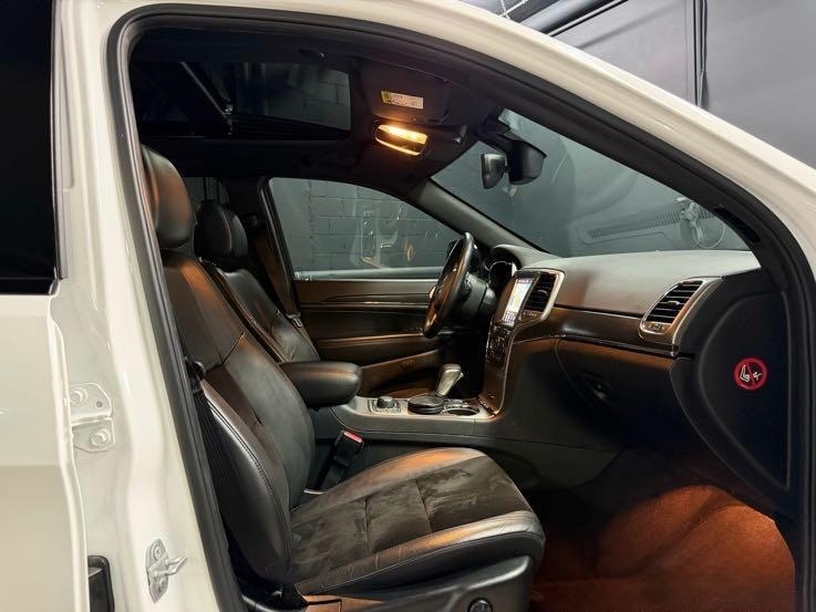 JEEP Grand Cherokee 3.0 CRD Limited Night Eagle Automatic-image-4