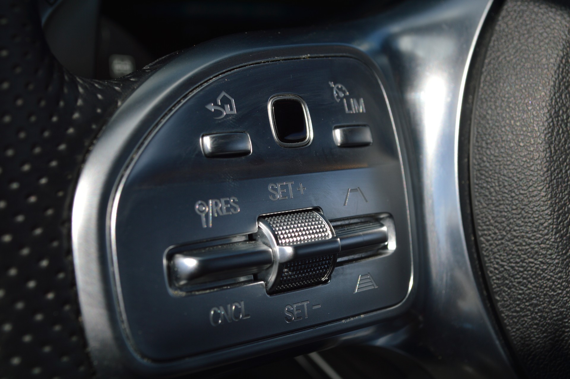 MERCEDES-BENZ C 43 AMG 4Matic 9G-tronic-image-20