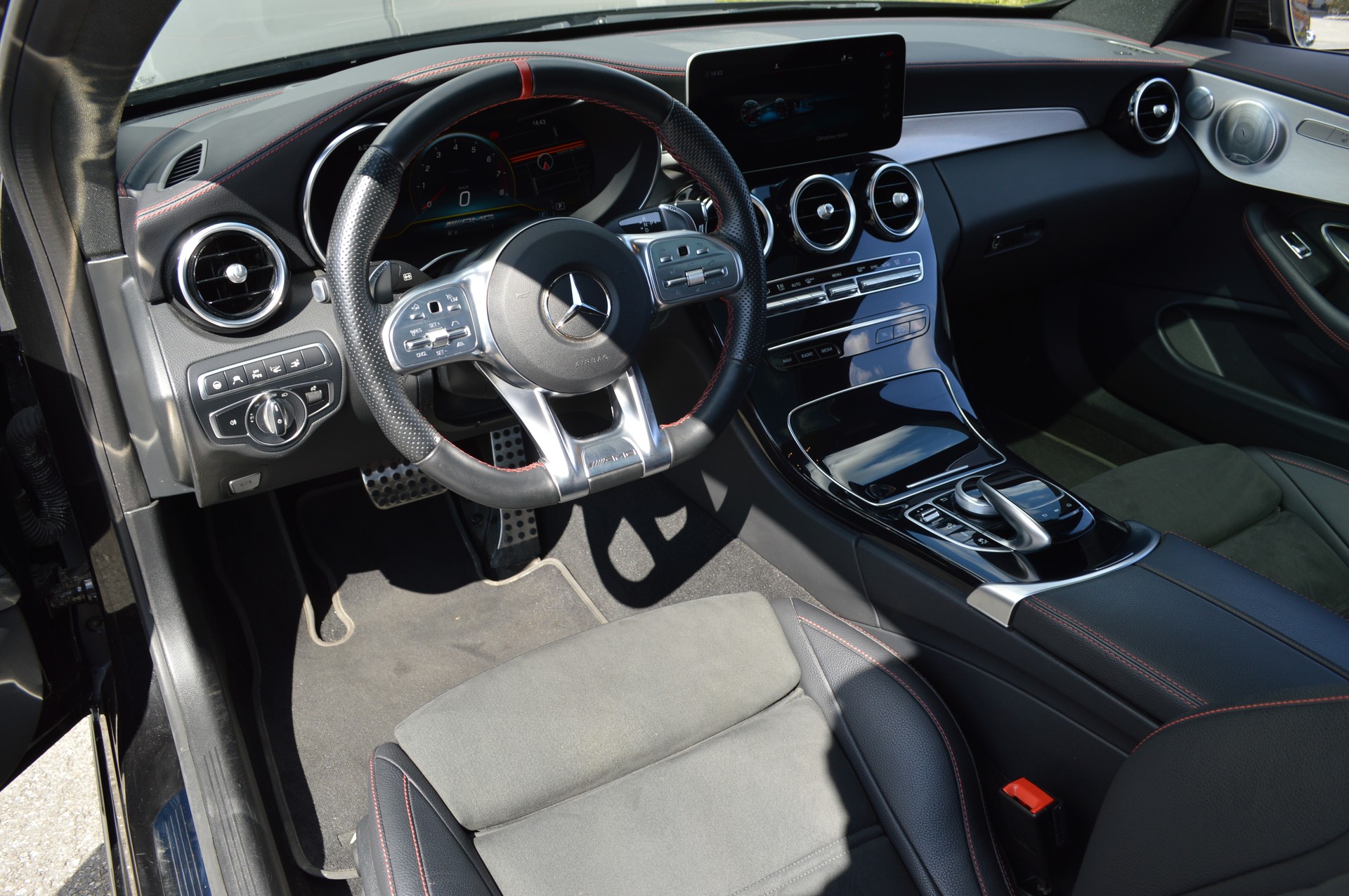 MERCEDES-BENZ C 43 AMG 4Matic 9G-tronic-image-17