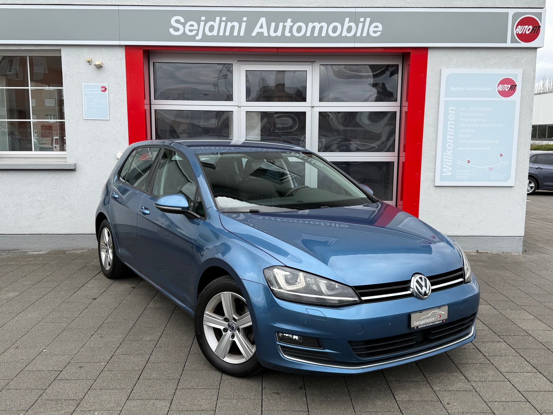 VW Golf 2.0 TDI Comfortline 4Motion-image-1