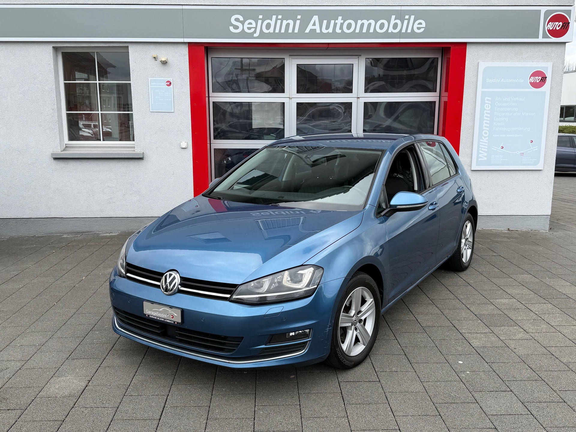 VW Golf 2.0 TDI Comfortline 4Motion-image-0