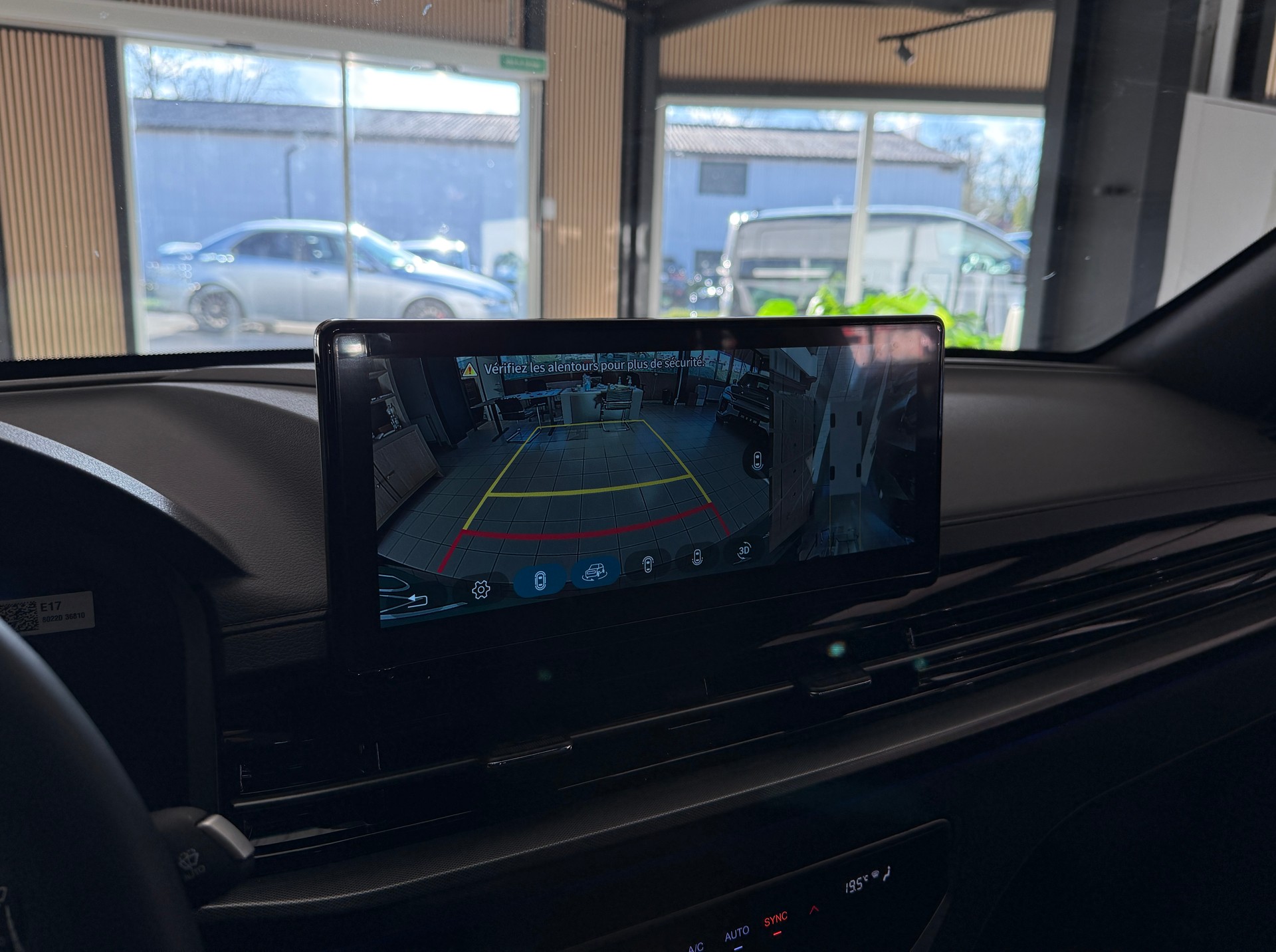 KGM-SsangYong Rexton 2.2 CRDi 7 Pl. Blackline 4WD AT-image-9