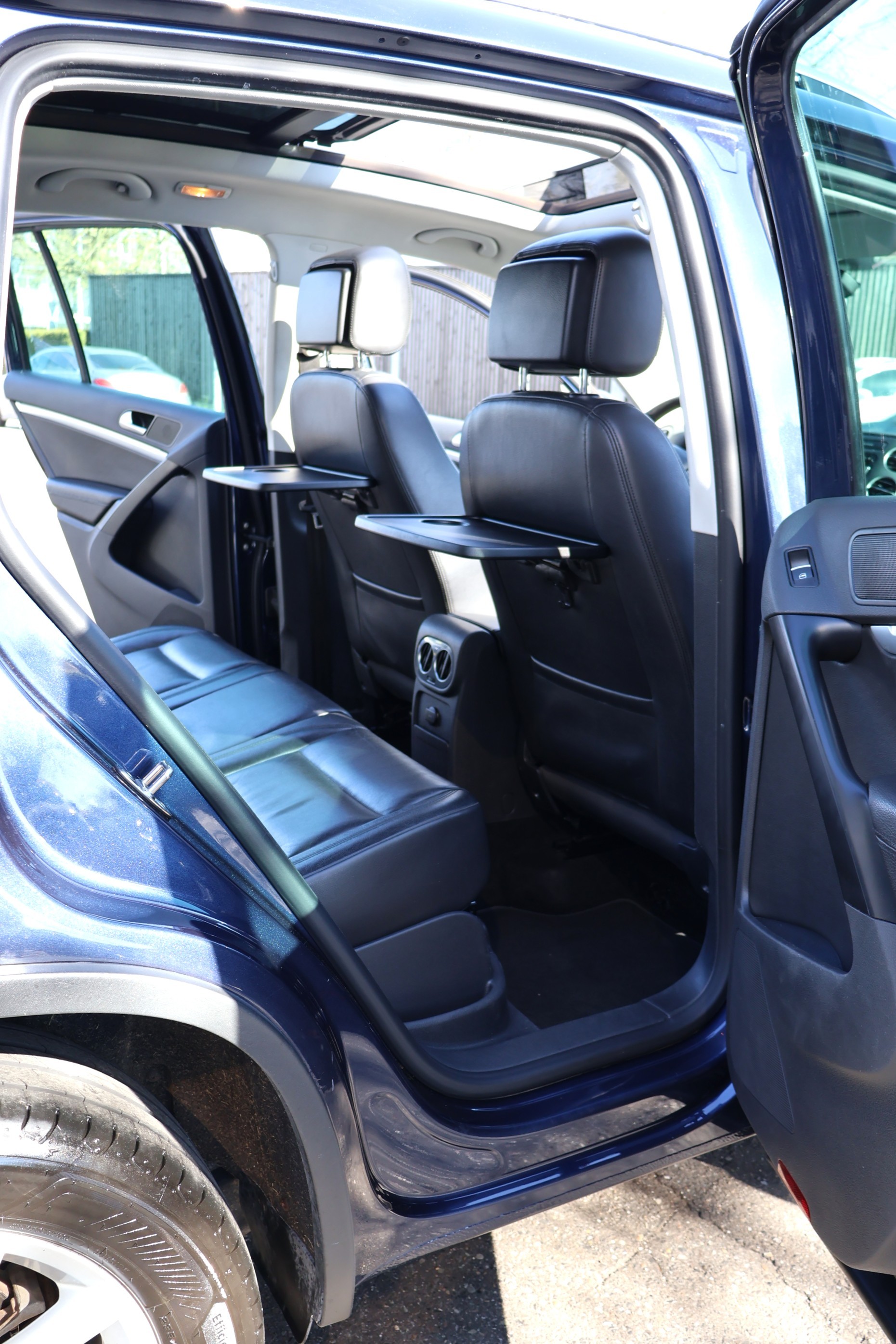 VW Tiguan 2.0 TSI Sport&Style 4Motion-image-14