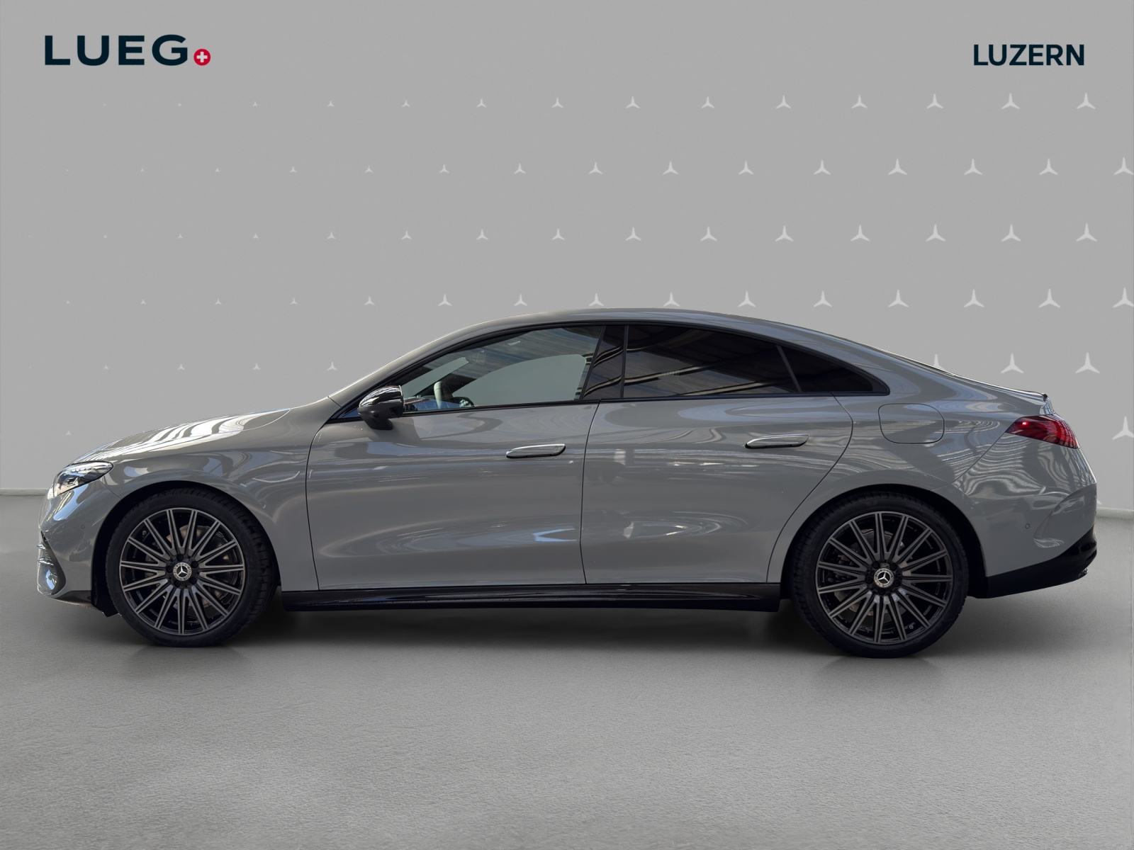 MERCEDES-BENZ CLA 220 8G-DCT 4Matic-image-1