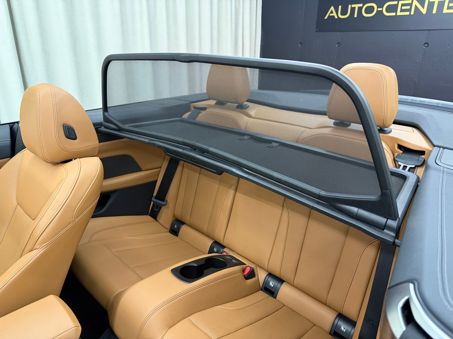 BMW 430i xDrive Cabriolet Steptronic-image-12