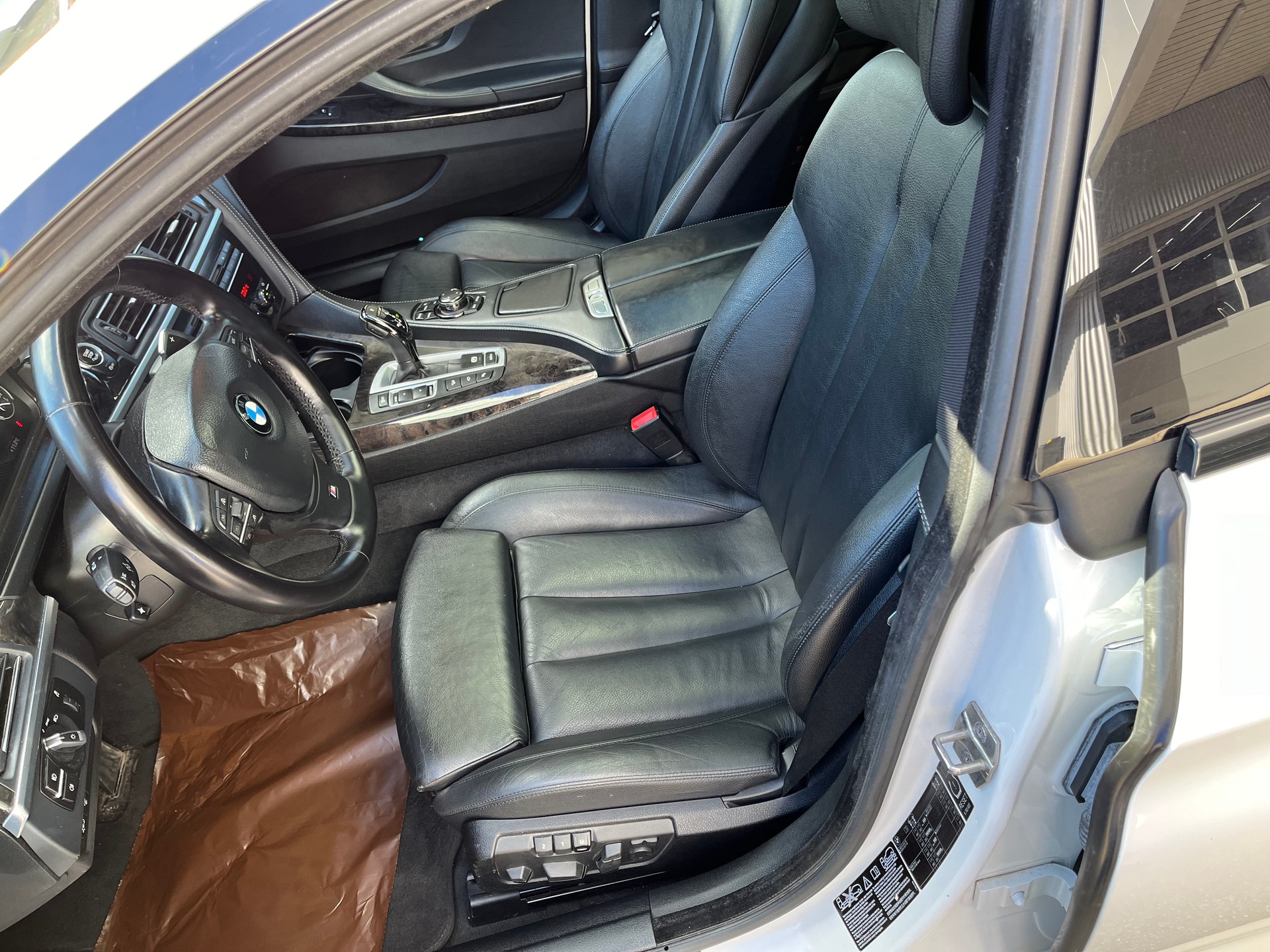 BMW 650i Gran Coupé xDrive Top gepflegt-image-6