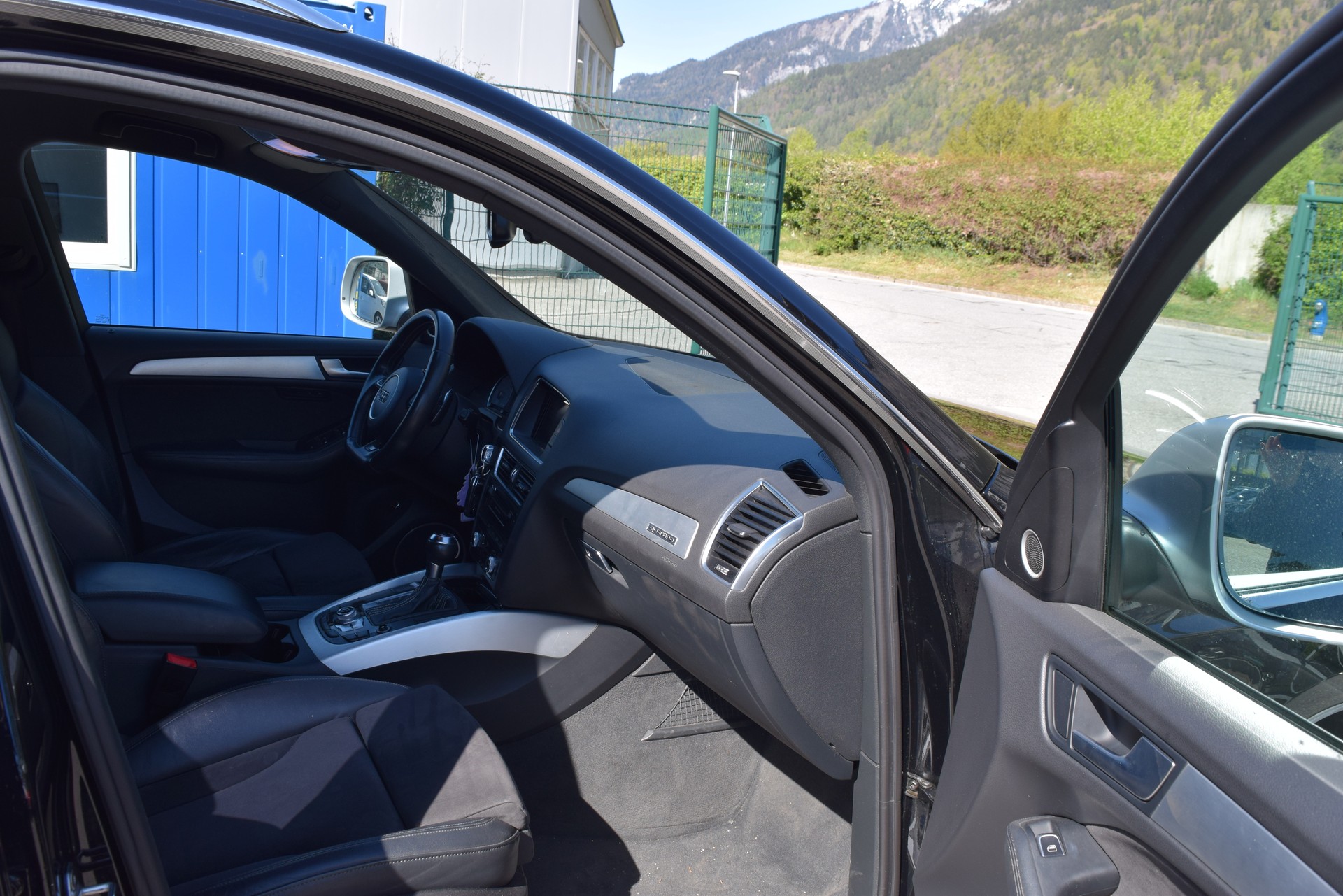 AUDI SQ5 3.0 TDI quattro tiptronic-image-11