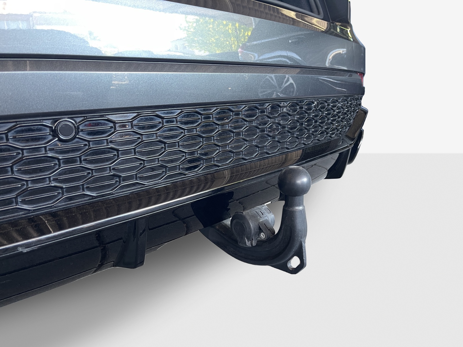 AUDI RSQ8 quattro tiptronic-image-13