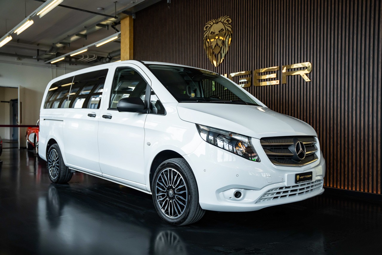 MERCEDES-BENZ Vito 114 BlueTec Tourer Base EL 4Matic 7G-Tronic-image-0