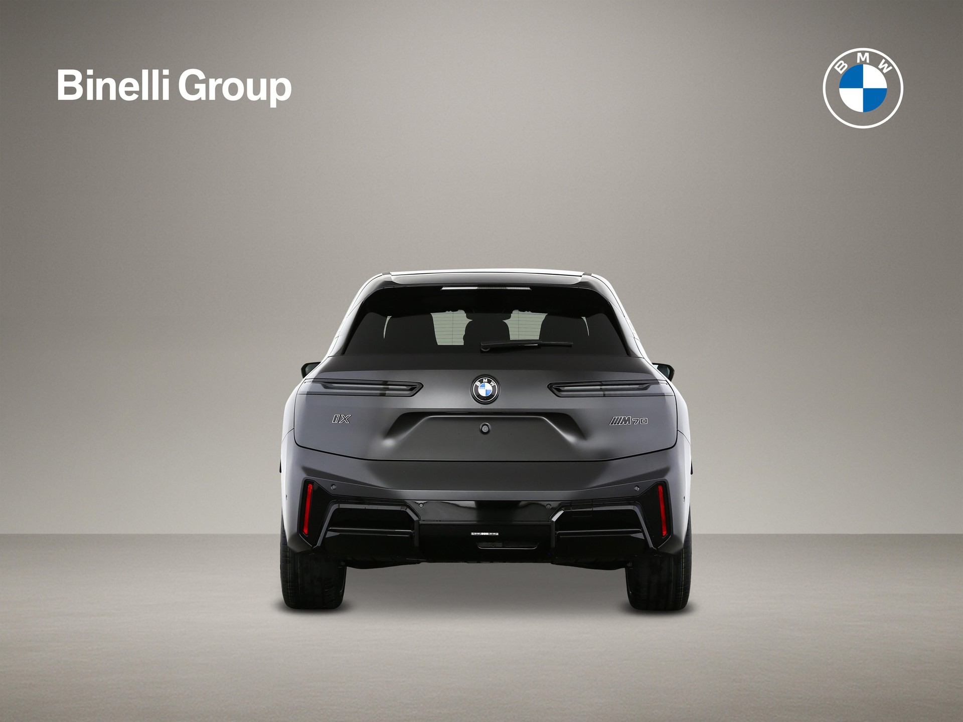 BMW iX M70-image-3
