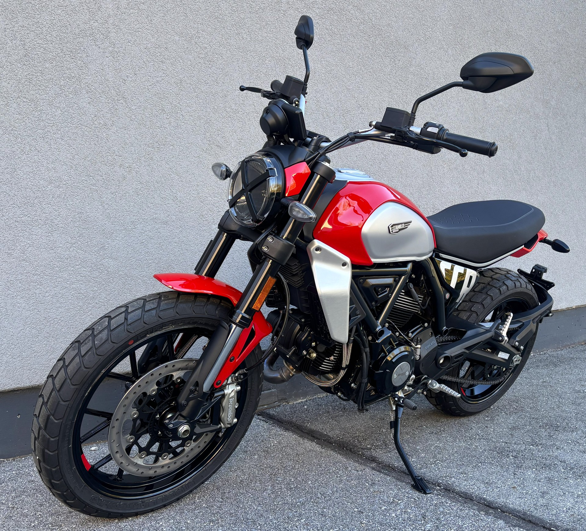 DUCATI Scrambler 803 Icon (35kW)-showroom-element-2