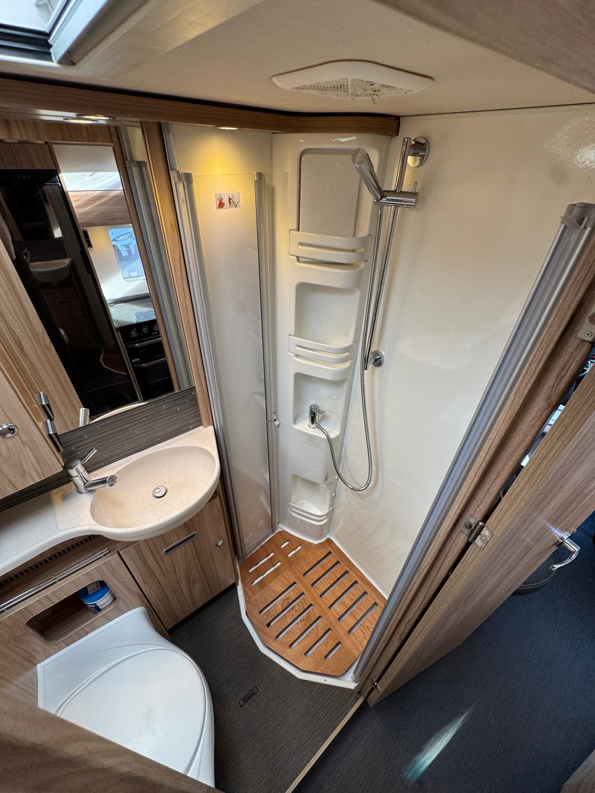 MERCEDES-BENZ Sprinter 419 CDI Standard 7G-TRONIC 4x4 3.0 V6 190.PS AUTOMAT-image-23