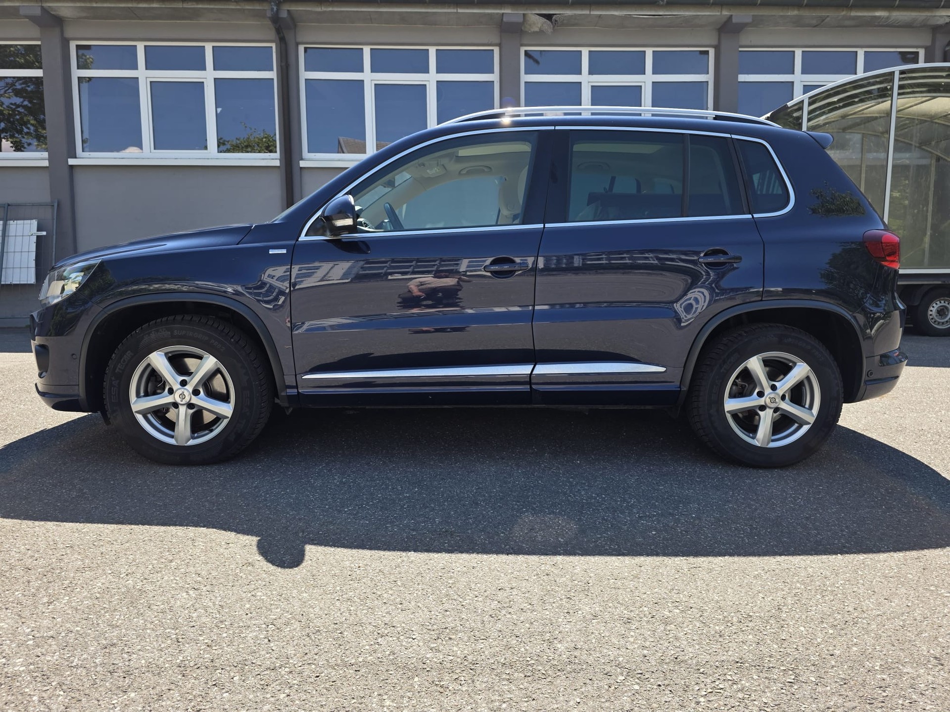 VW Tiguan 2.0 TDI BMT Cup 4Motion DSG-image-15