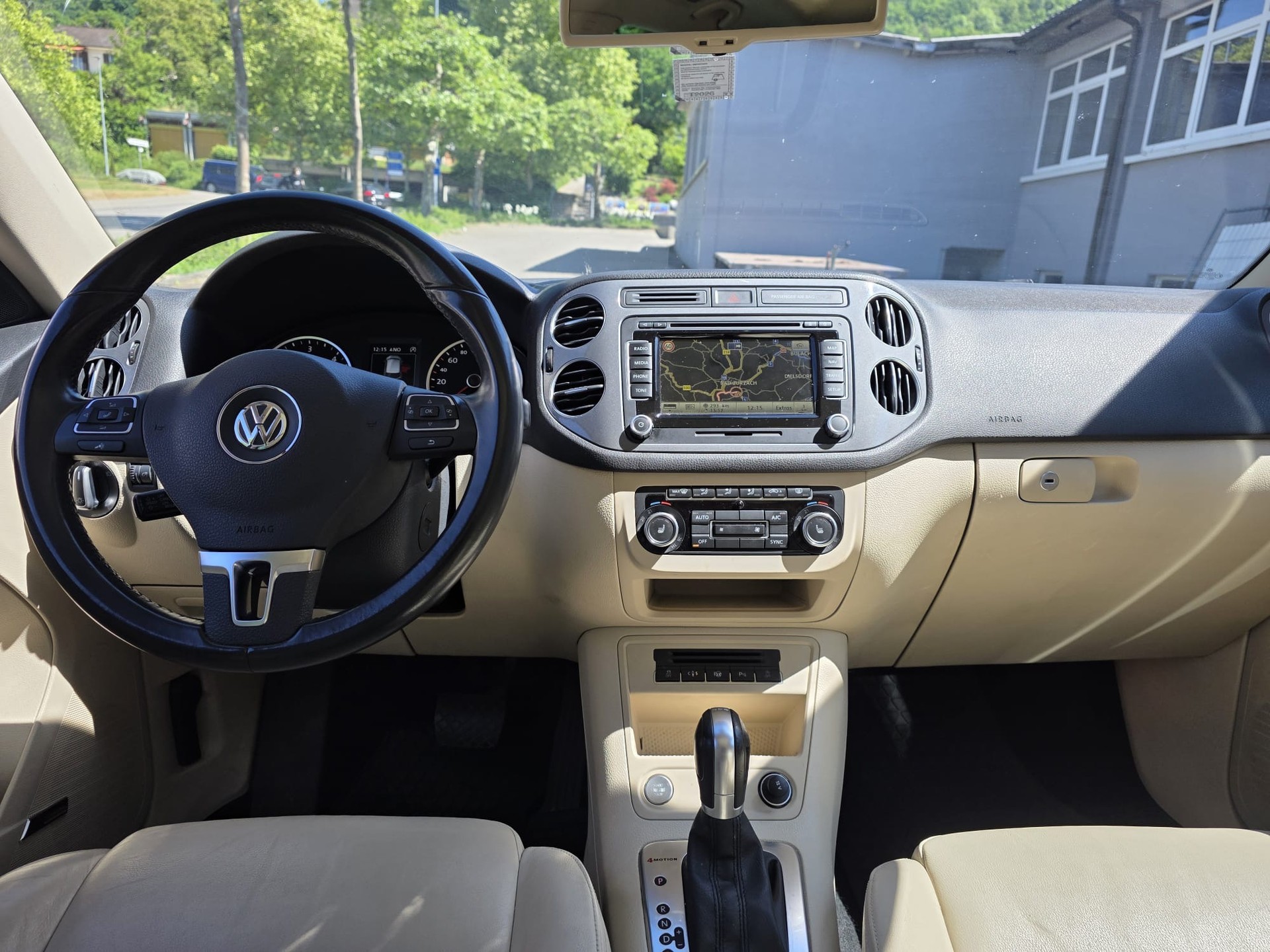 VW Tiguan 2.0 TDI BMT Cup 4Motion DSG-image-6