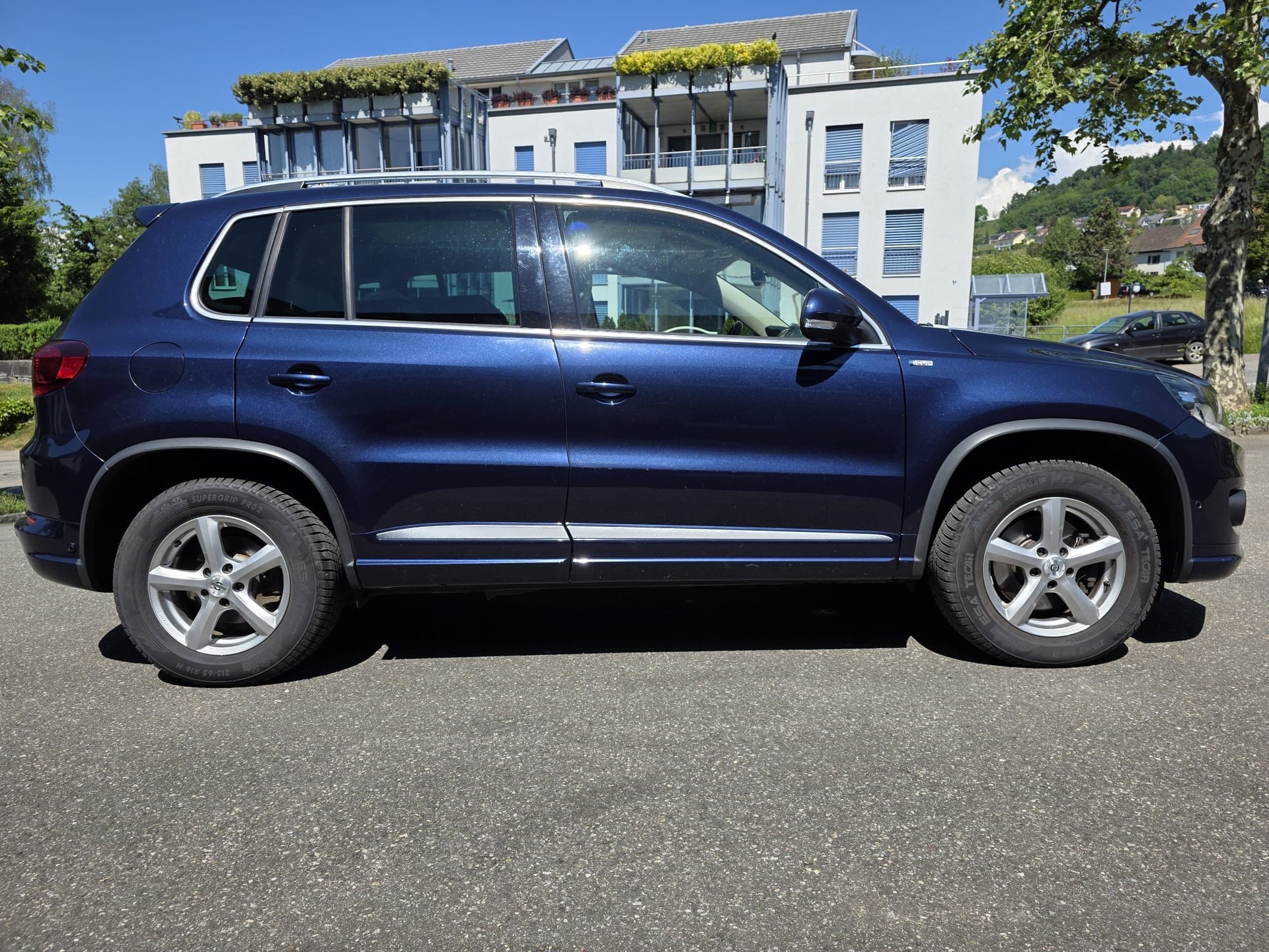 VW Tiguan 2.0 TDI BMT Cup 4Motion DSG-image-14