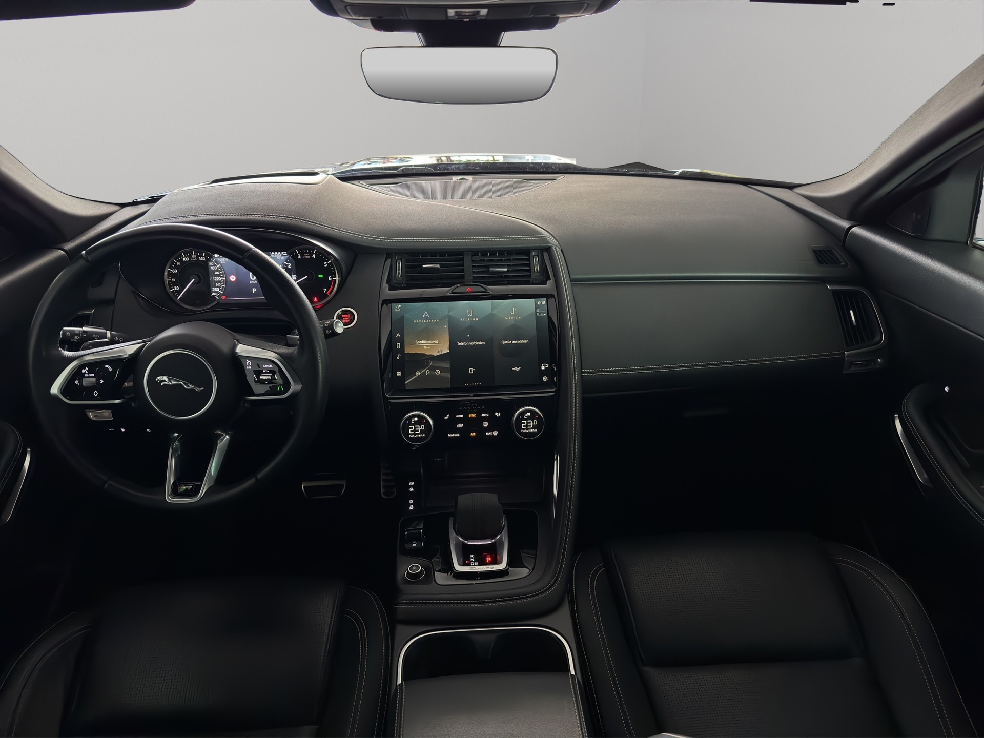 JAGUAR E-Pace 1.5 T 300e R-Dynamic S-image-7