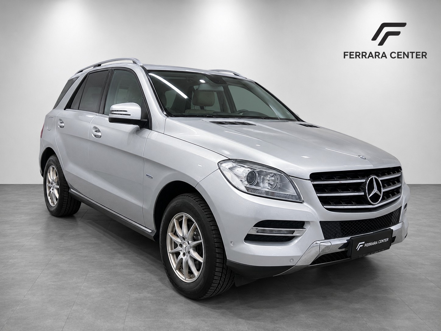 MERCEDES-BENZ ML 350 BlueTEC 4Matic 7G-Tronic-image-4
