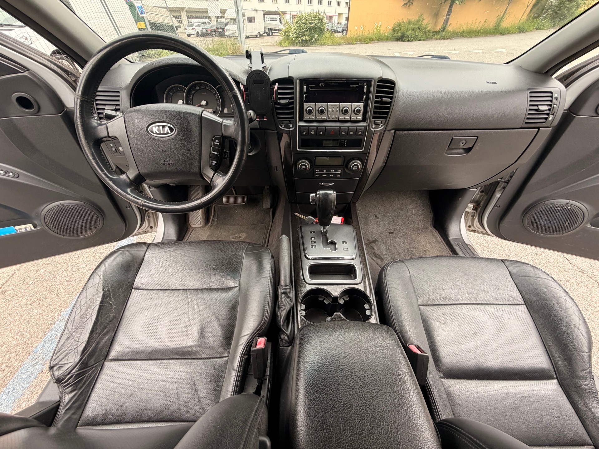 KIA Sorento 3.3 V6 Style-image-22