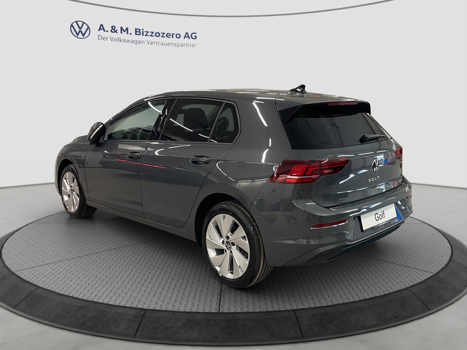 VW Golf 1.5 e TSI mHEV United DSG-showroom-element-2
