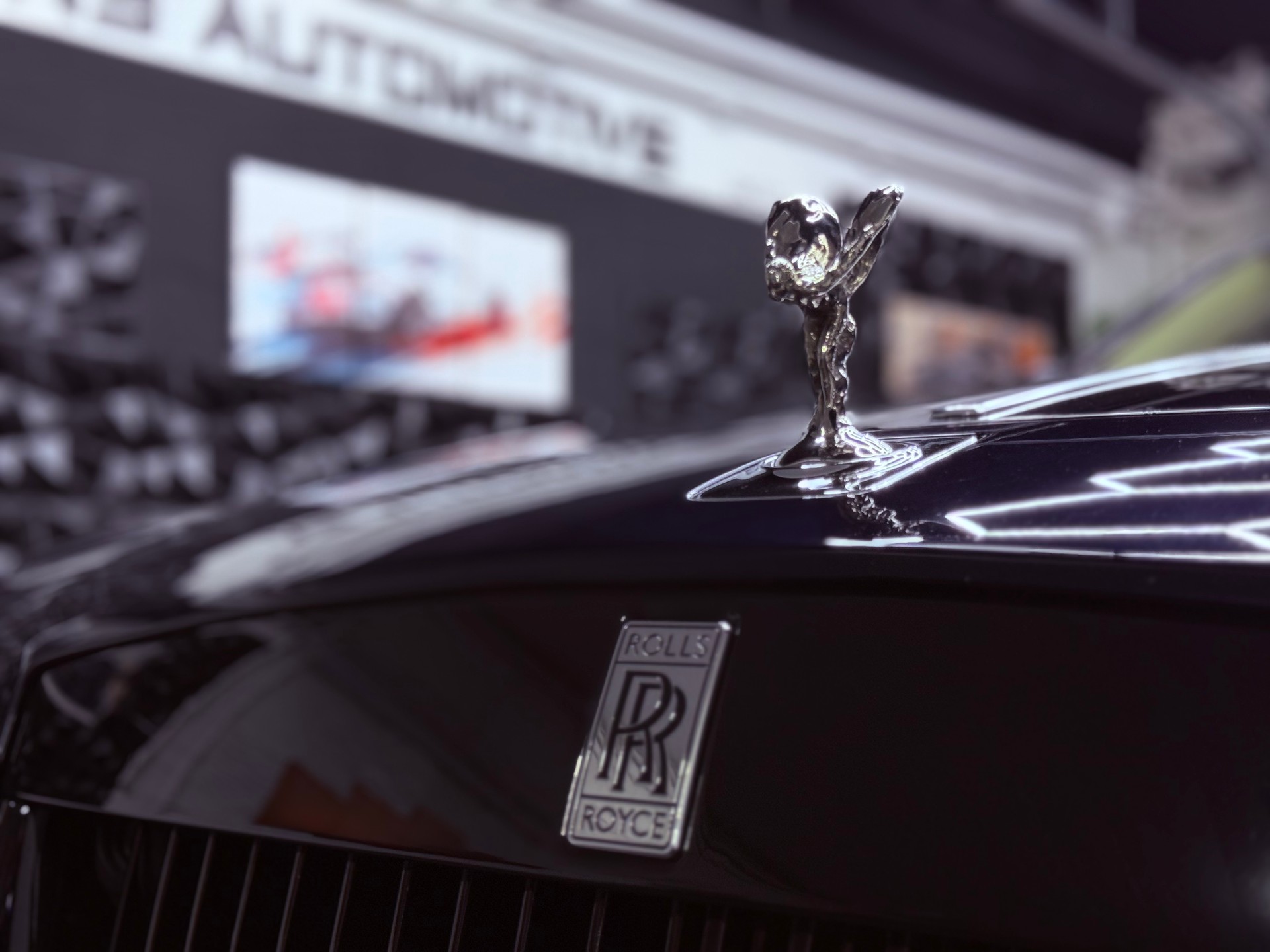 ROLLS-ROYCE Ghost 6.6 V12 EWB-image-9