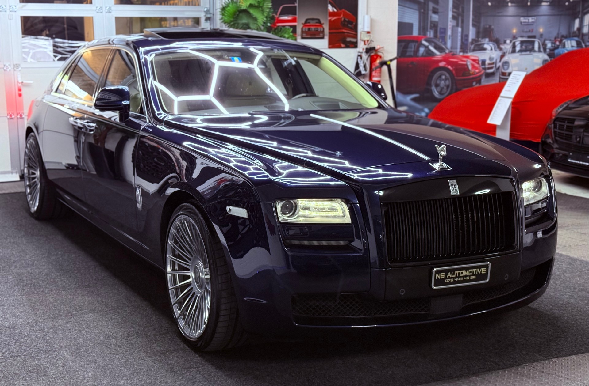 ROLLS-ROYCE Ghost 6.6 V12 EWB-image-2