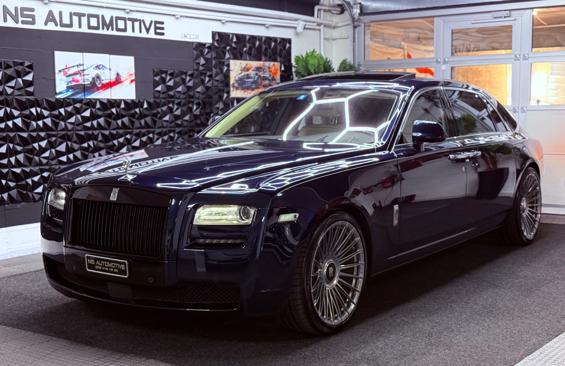 ROLLS-ROYCE Ghost 6.6 V12 EWB-image-0