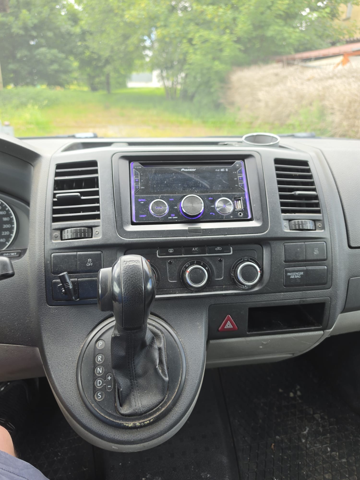 VW T5 2.0 Bi-TDI 4Motion DSG-image-5