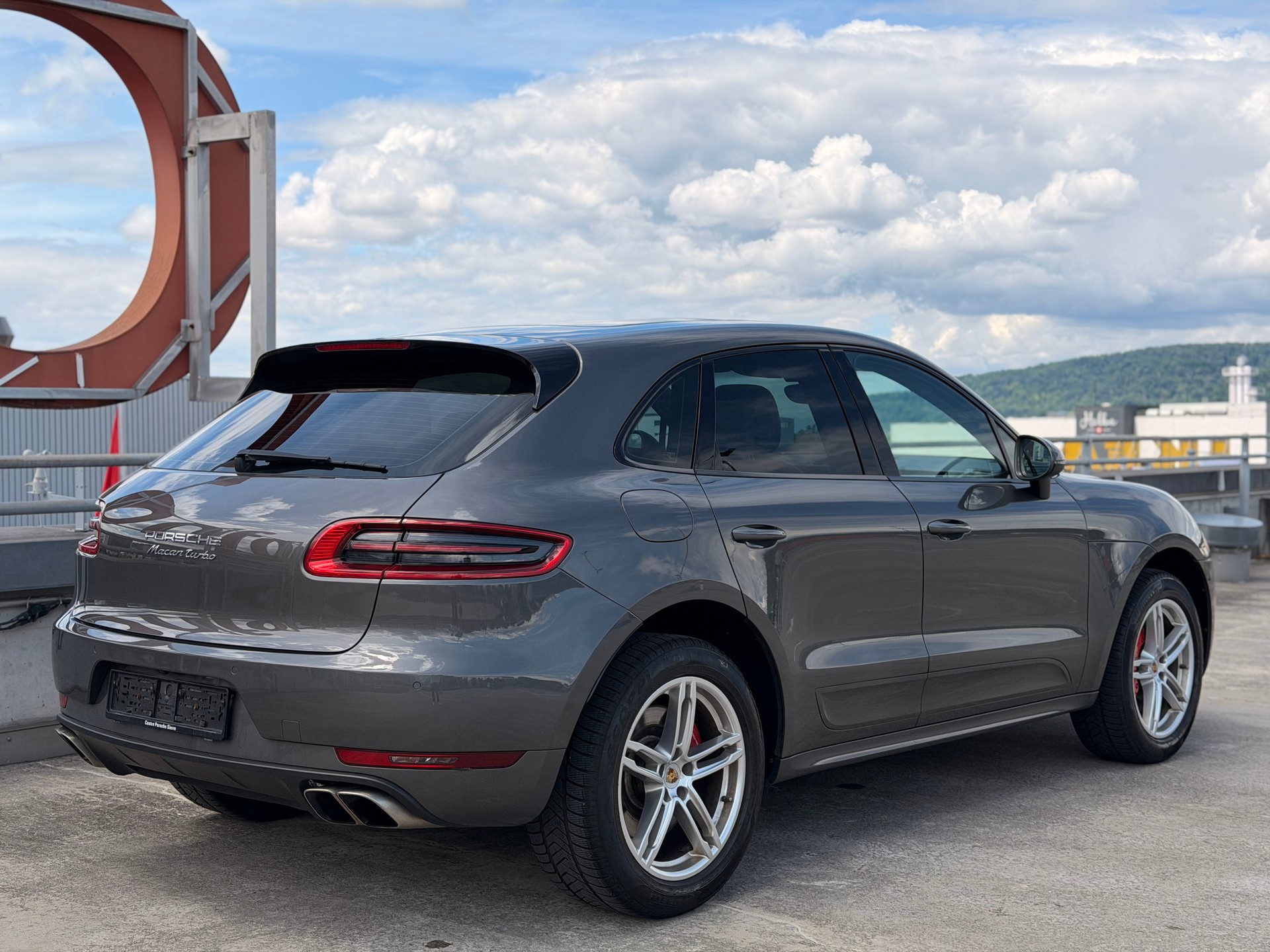 PORSCHE Macan Turbo PDK-image-3