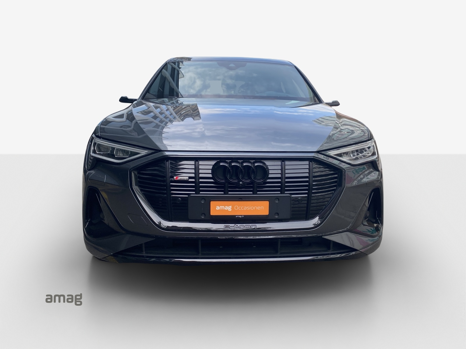 AUDI e-tron 55 Sportback S Line quattro-image-6