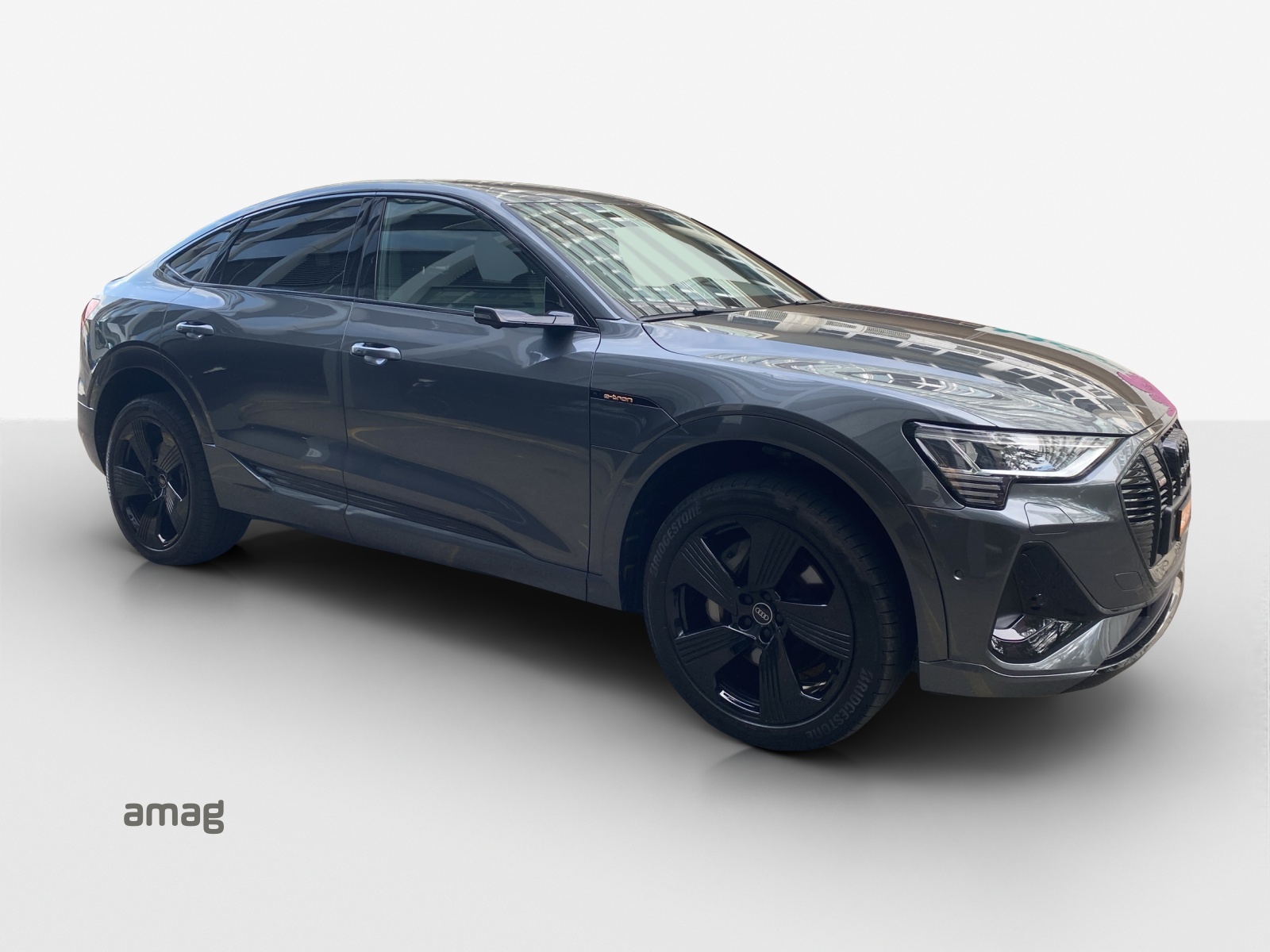 AUDI e-tron 55 Sportback S Line quattro-image-5