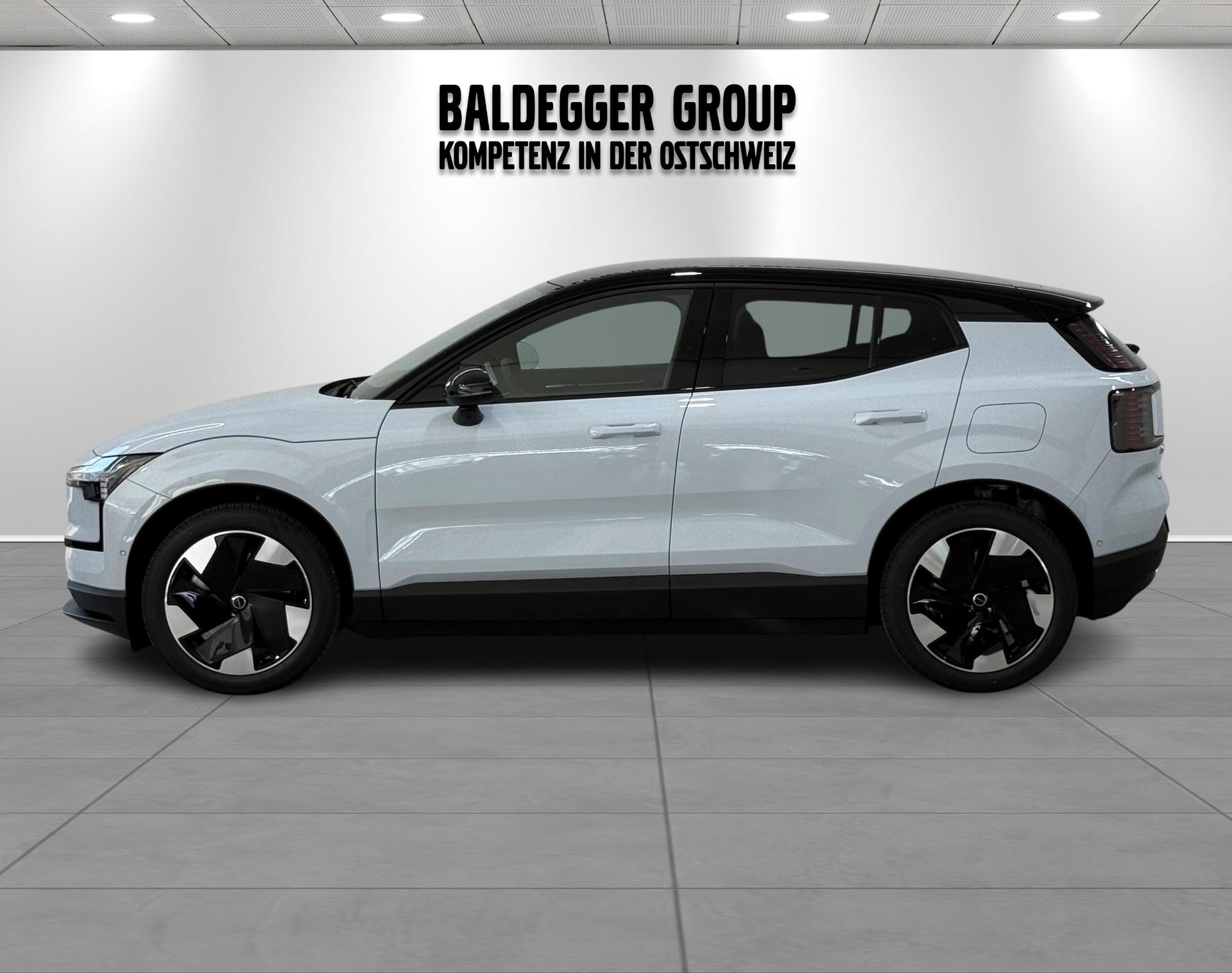 VOLVO EX 30 E60 Twin Ultra Performanc-image-6
