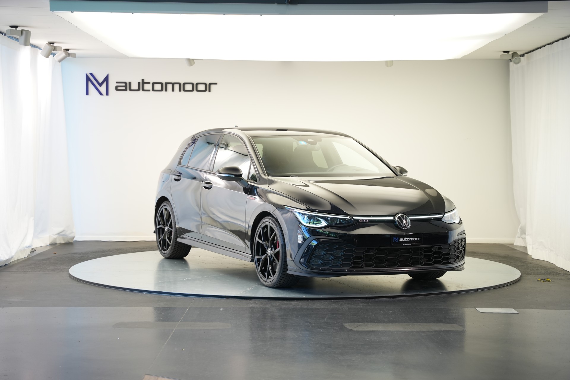 VW Golf 2.0 TSI GTI DSG *Black Style*-image-2