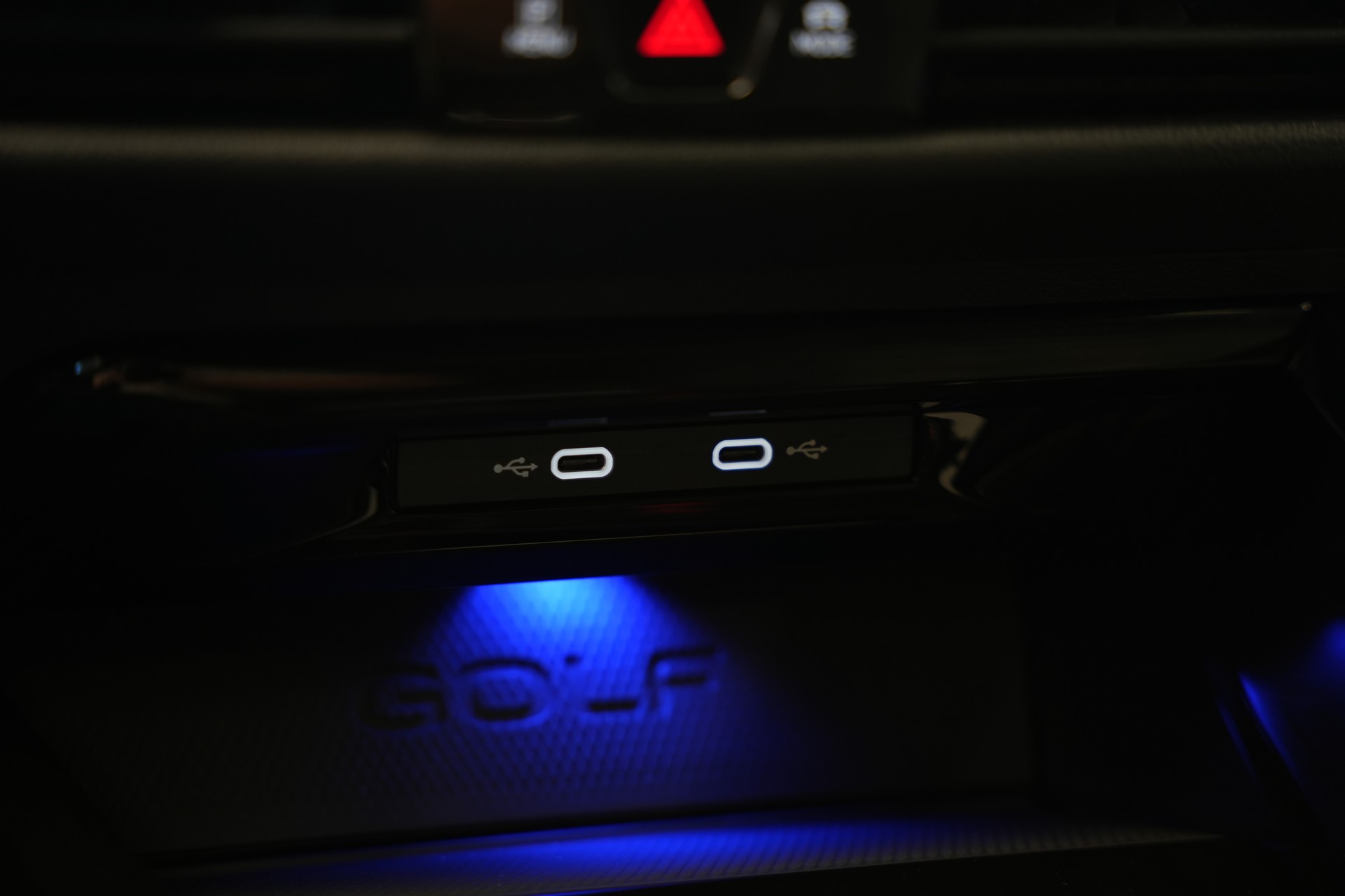VW Golf 2.0 TSI GTI DSG *Black Style*-image-32