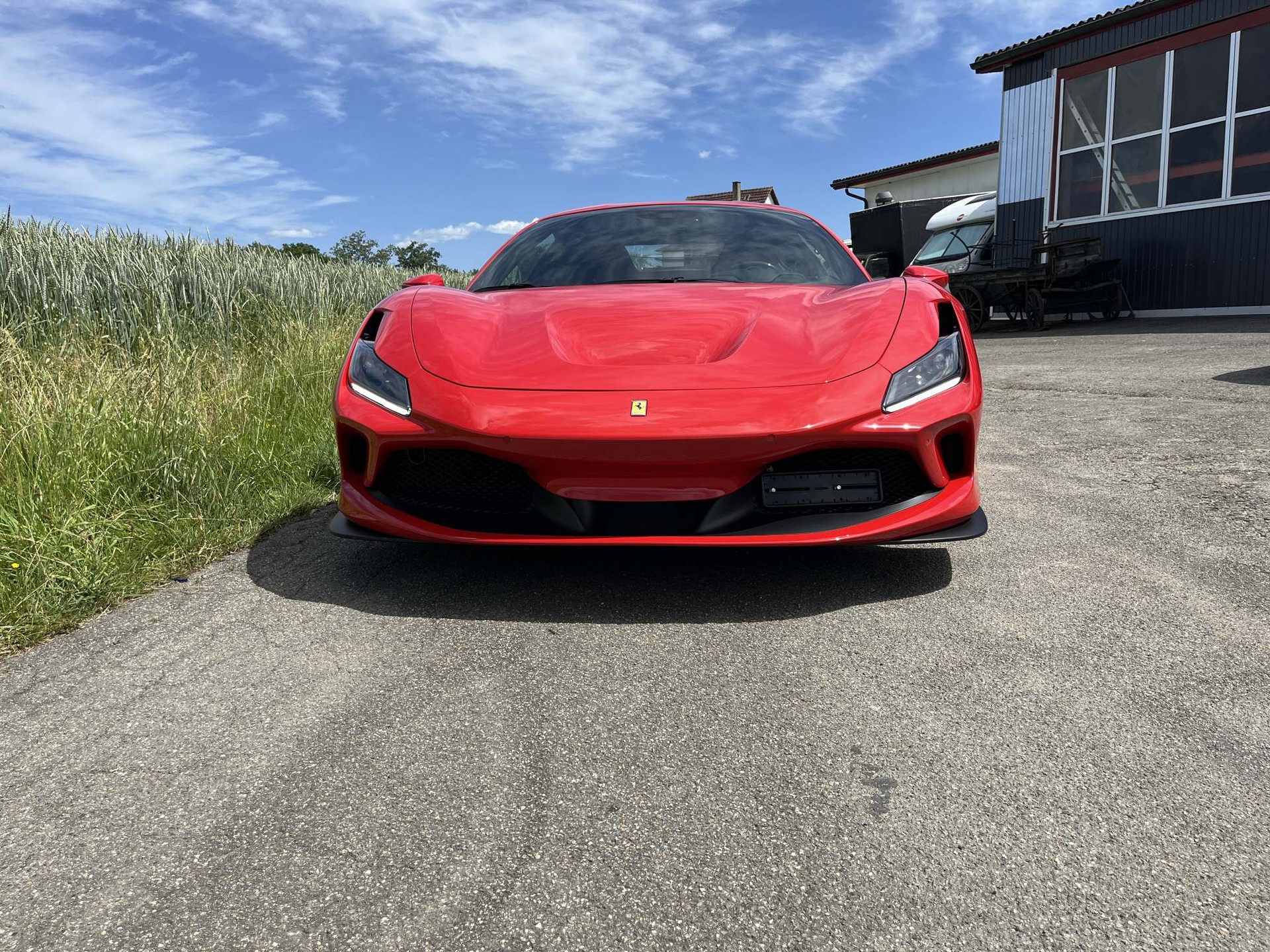 FERRARI F8 Tributo-image-0
