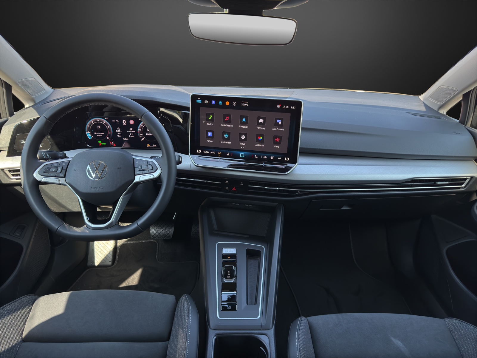 VW Golf Variant 1.5 eTSI mHEV Business-image-9