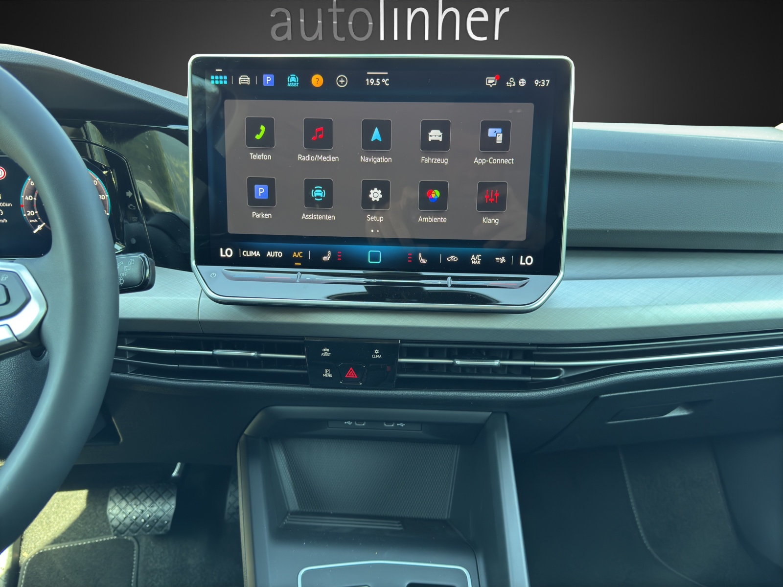 VW Golf Variant 1.5 eTSI mHEV Business-image-11